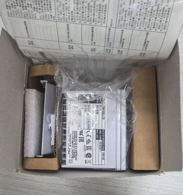 Yokogawa UT52A-000-10-00 Temperature Controller with ±0.1% F.S. Accuracy and Universal Input for Test Instruments