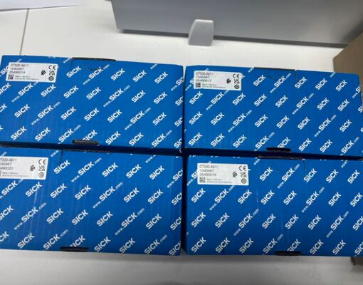 SICK DT500-A611 Distance Sensor with 12 bit Resolution 1 mm Repeatability and 150 ms Output Time