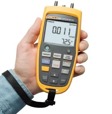 Fluke 922 Микронометр и микронометр воздушного потока с дифференциальным и статическим давлением, ярким дисплеем с подсветкой и хранилищем данных в 99 точках