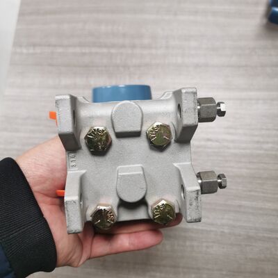 RosemountTM 3051 CoplanarTM Передатчик давления 3051CD2A02A1JM6K5S5Q4 + 0305RC32