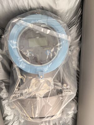 Rosemounte Micro Motion 2700 /1700 Field And Integral-Mount Multivariable Flow And Density Transmitter